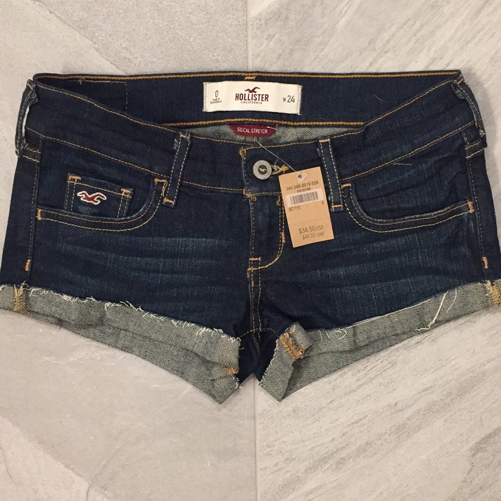 New Hollister Dark Wash Folded Shorts Size 0 & 1